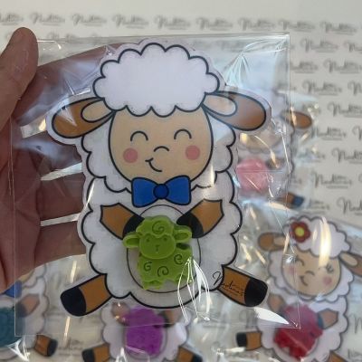 Sheep-shaped Eid Al-Adha candle giveaway cards