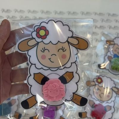 Sheep-shaped Eid Al-Adha candle giveaway cards
