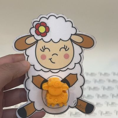Sheep-shaped Eid Al-Adha candle giveaway cards