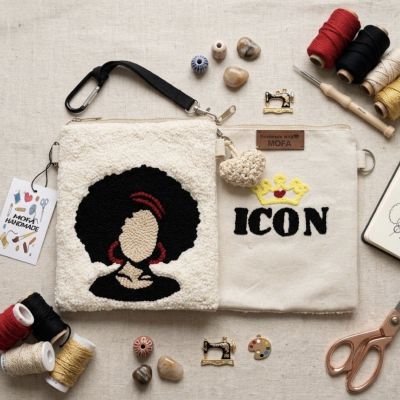 African phone tote bag 