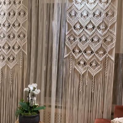 ستارة مكرمية