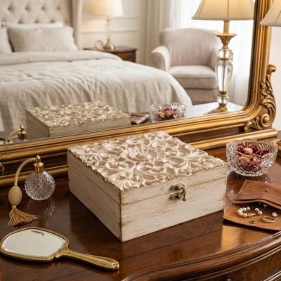     Wooden Keepsake Box