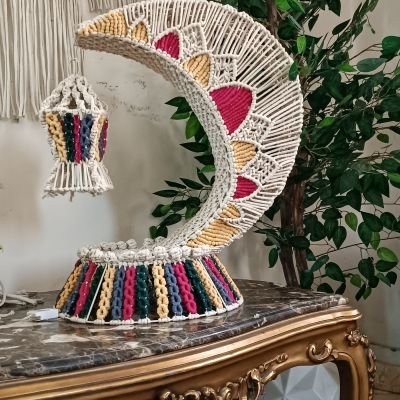 هلال مع فانوس مكرمية