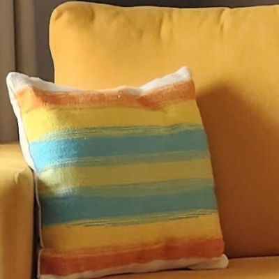 مخدة و حامل أجهزة طقم 