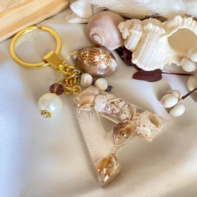 Resin letters keychain 