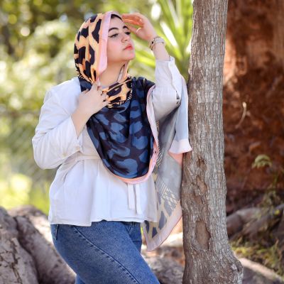 أنوثه 💛💙 شيفون 