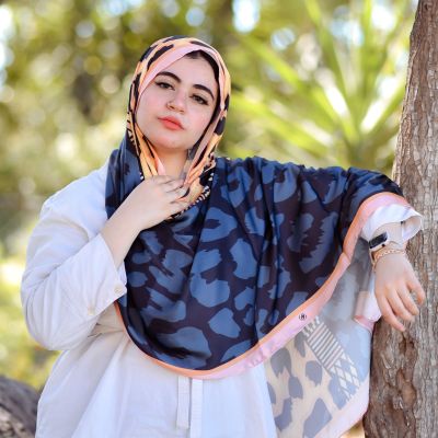 أنوثه 💛💙 شيفون 