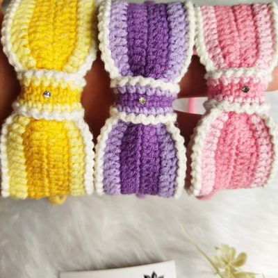 headband with a ribbon