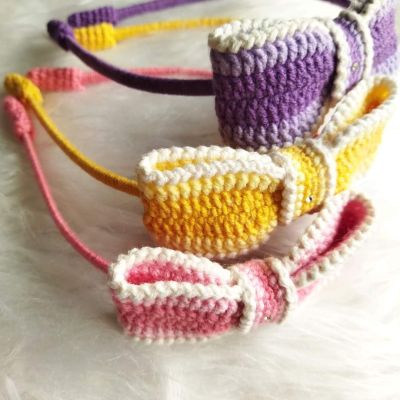 headband with a ribbon