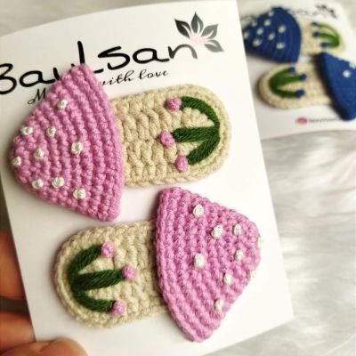 double hair clips.. mushroom