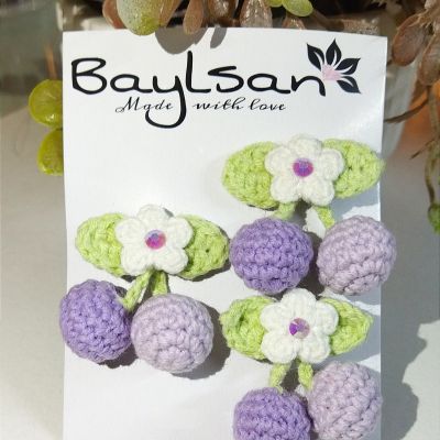 اتنين مشبك صغير كرز ملون