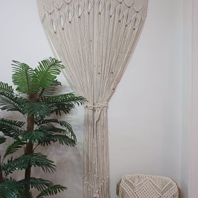 ستارة مكرمية