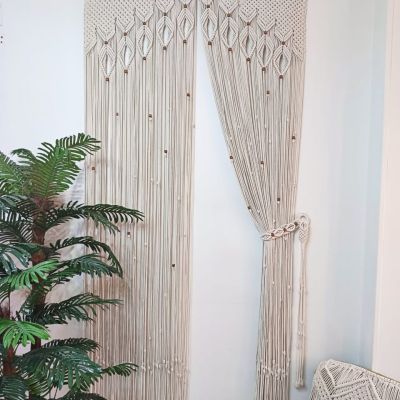 ستارة مكرمية