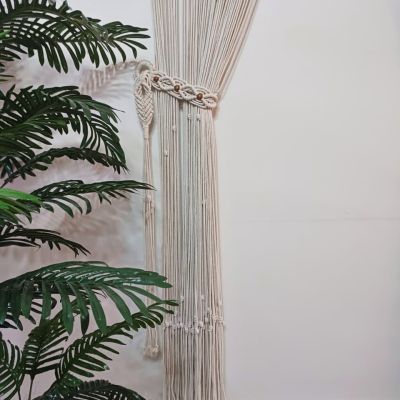 ستارة مكرمية