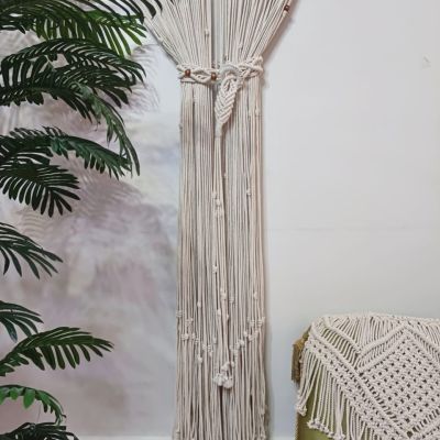 ستارة مكرمية