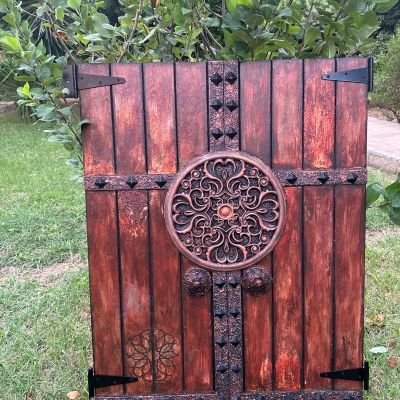 History door tableau 