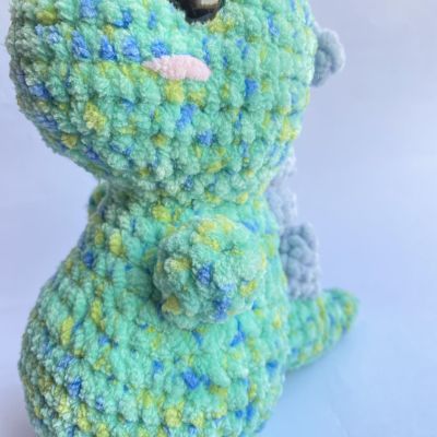 دمية ديناصور