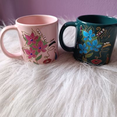 Flowery girl mug 