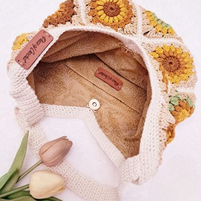 شنطة كروشية مربعات جرانى