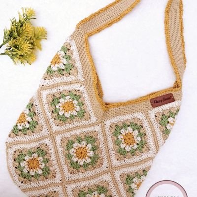 شنطة كروشية مربعات جرانى 