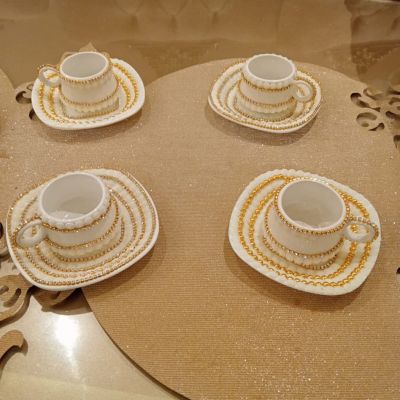 Cups and cups for the niche