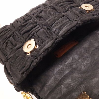 شنطة كنفاه سوارية 