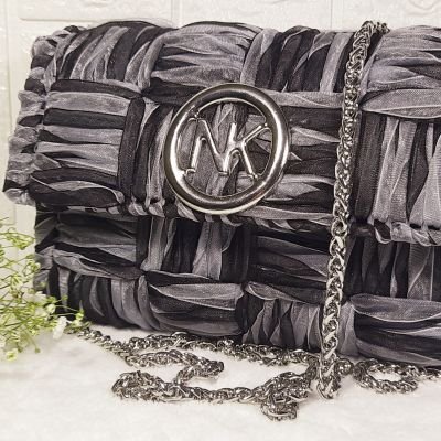 شنطة كنفاه سوارية