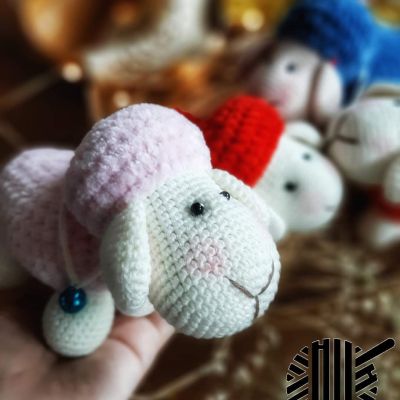 Amigurumi sheep 