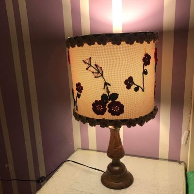 مصباح جانبي 