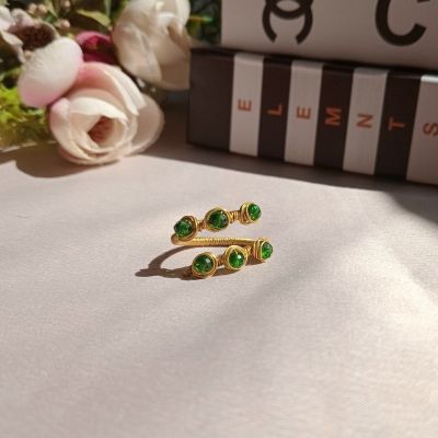 Green crystal copper ring