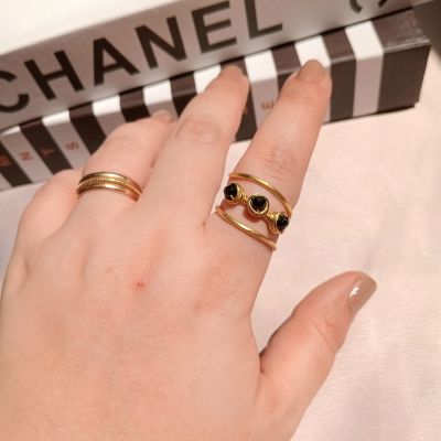 خاتم من النحاس مع كريستال أسود