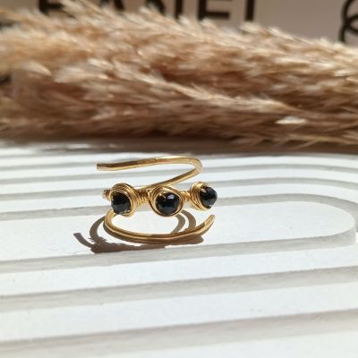 خاتم من النحاس مع كريستال أسود