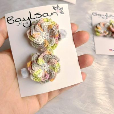 اتنين مشبك وردة مروحة ألوان