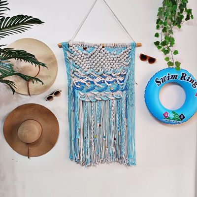 جدارية مكرمية