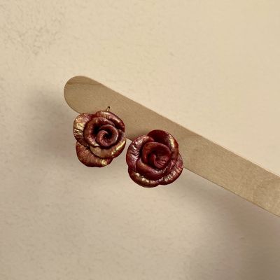 حلق وردة ❤️