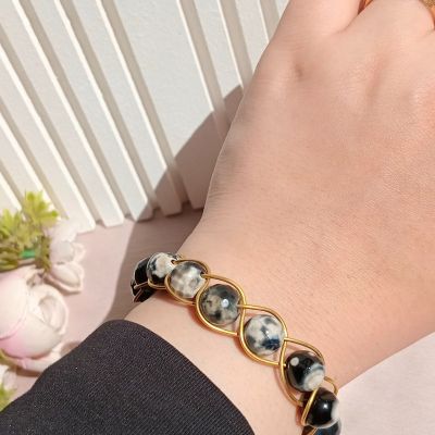 أسورة نحاس بخرز عقيق 