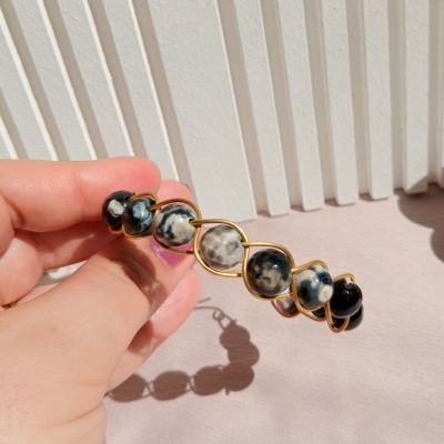 أسورة نحاس بخرز عقيق 