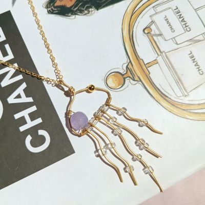 سلسلة نحاس على شكل قنديل البحر 