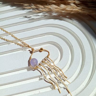 سلسلة نحاس على شكل قنديل البحر 