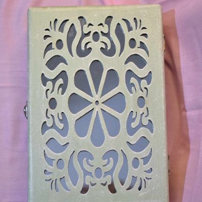 بوكس اكسسوريز بشغل ورود بارزه