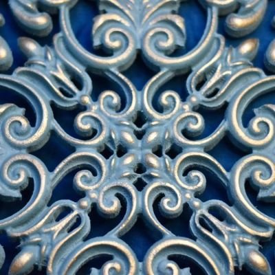 صينيه تقديم هاند ميد بالكامل مع شغل اويمات بارزه 