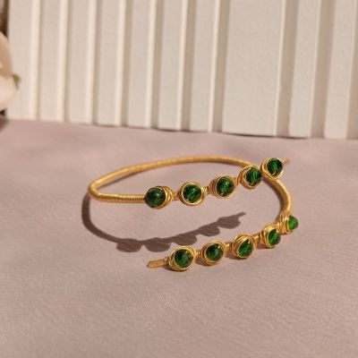 أسورة نحاس بخرز كريستال 