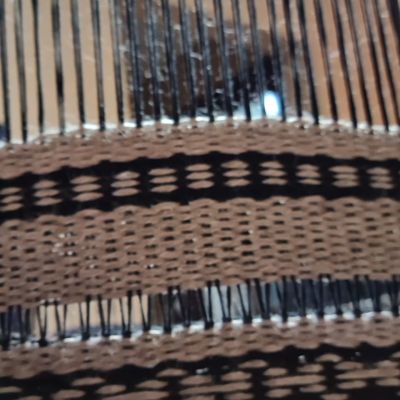 اباجورة ارضية من النول اليدوي 