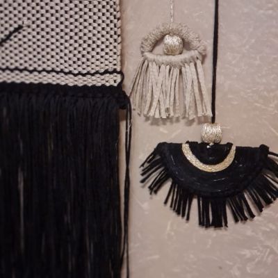 Walldecoration from loom 