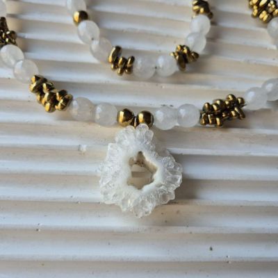 Necklace and bracelet 