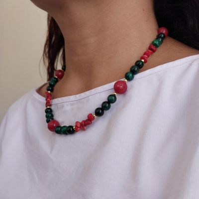 Necklace bracelet and earrings 