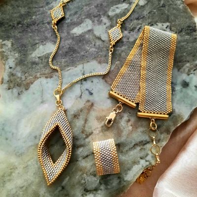 مجموعة ورق الشجر باللون الفضى والذهبى من خرز الميوكى