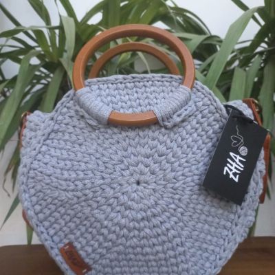 Exit crossbody bag
