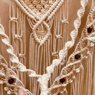 معلقه مكرميه