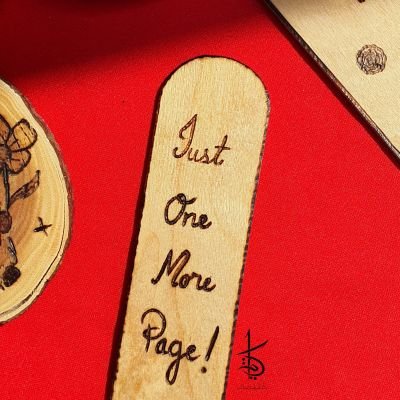 Just one more page! - فاصل كتاب